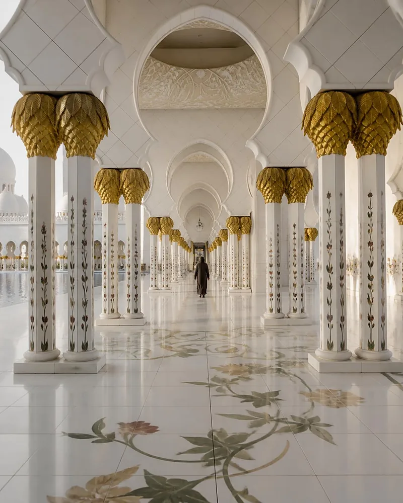Marble arcade inside the Sheikh Zayed Grand Mosque