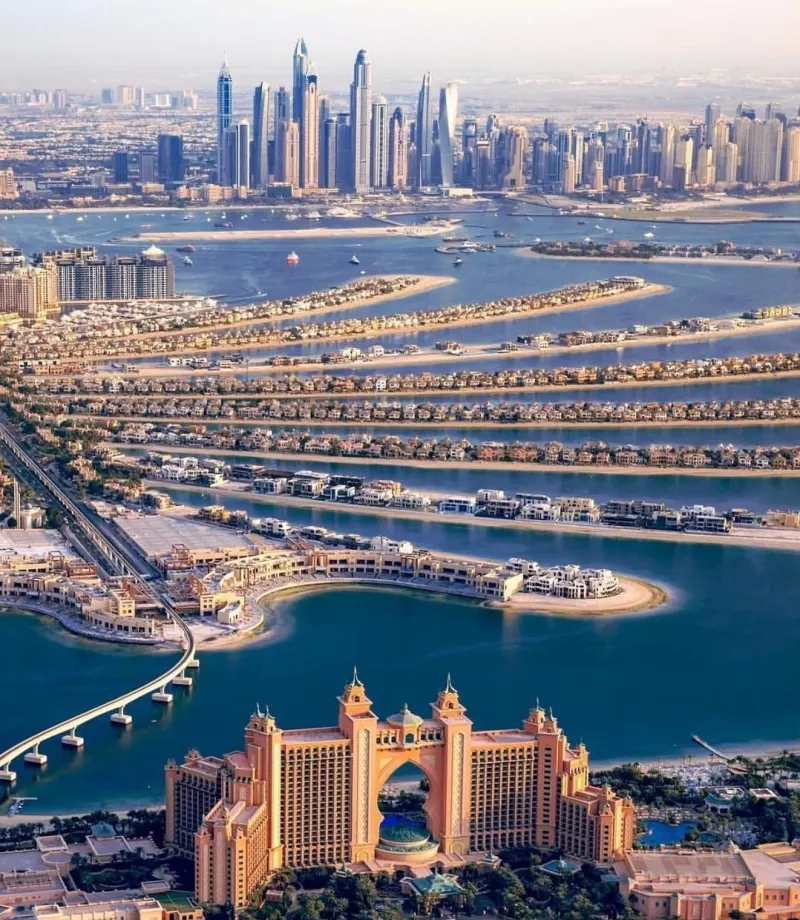 The Palm Jumeirah and Atlantis The Palm from above, Dubai Marina behind